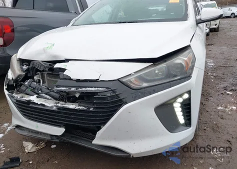 2018 Hyundai Ioniq Plug-In Hybrid z USA, uszkodzony, nr VIN KMHC65LD3JU061811